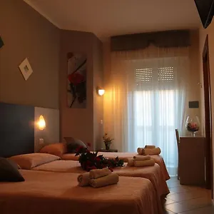 Senyor 3*, Rimini Italia