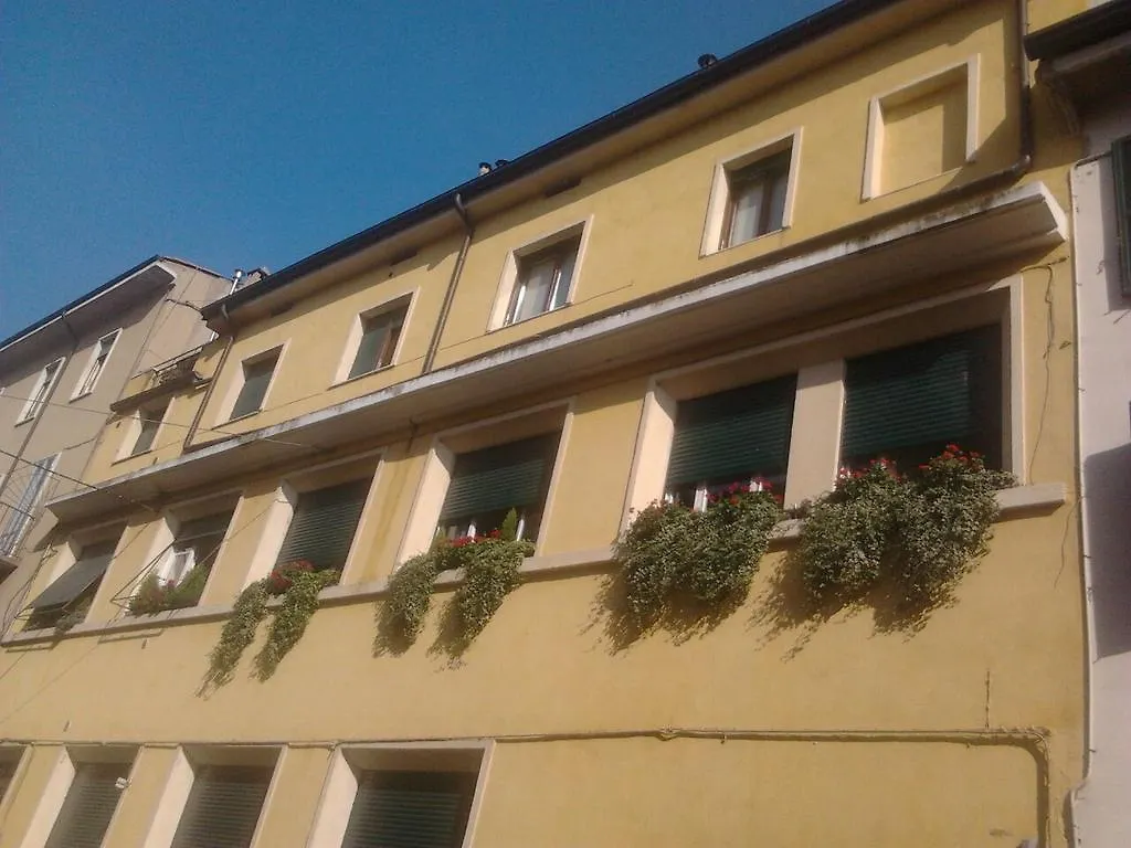 Konukevi A Casa Di Luca Otel Verona İtalya