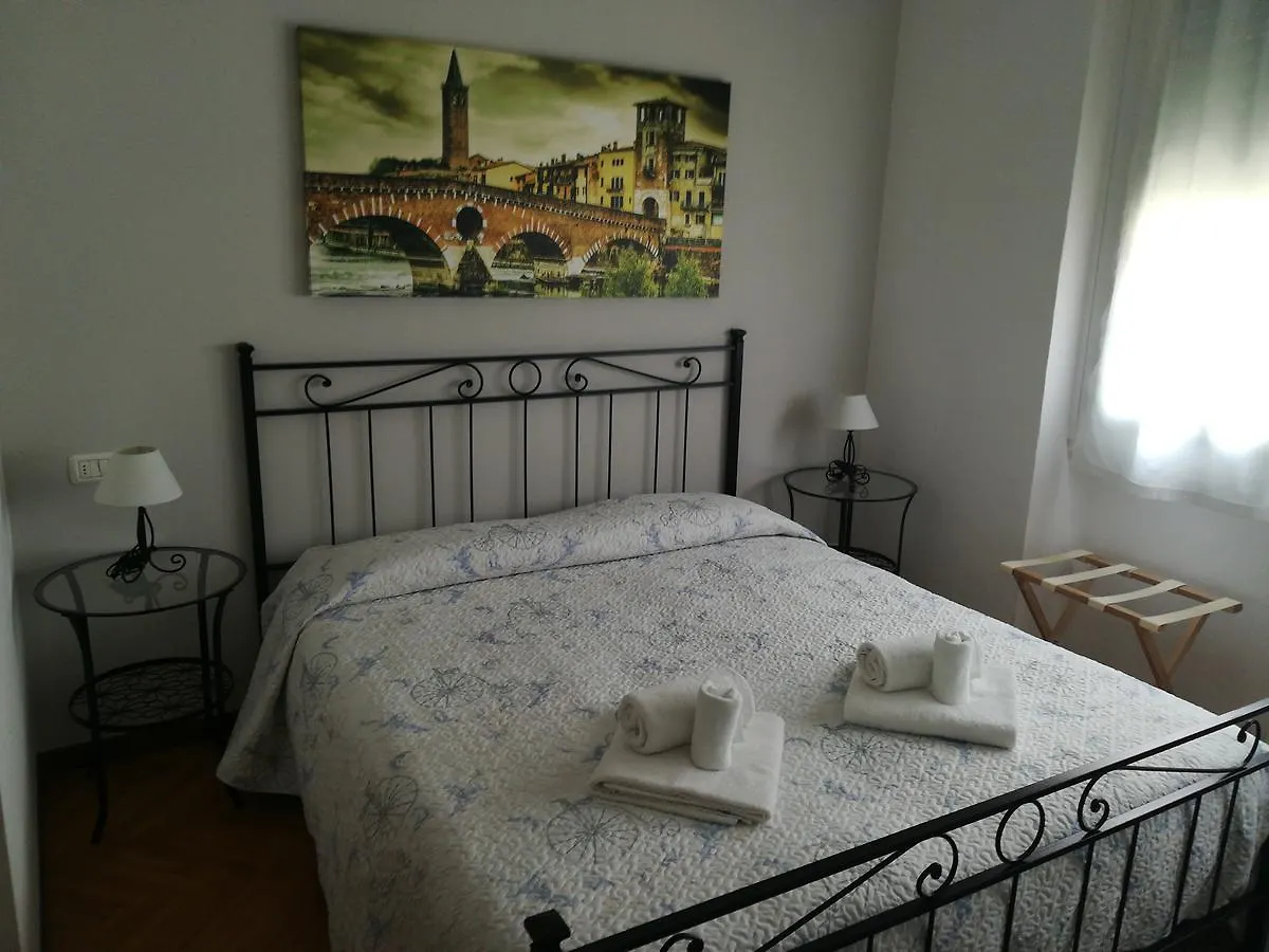 A Casa Di Luca Otel Verona Konukevi