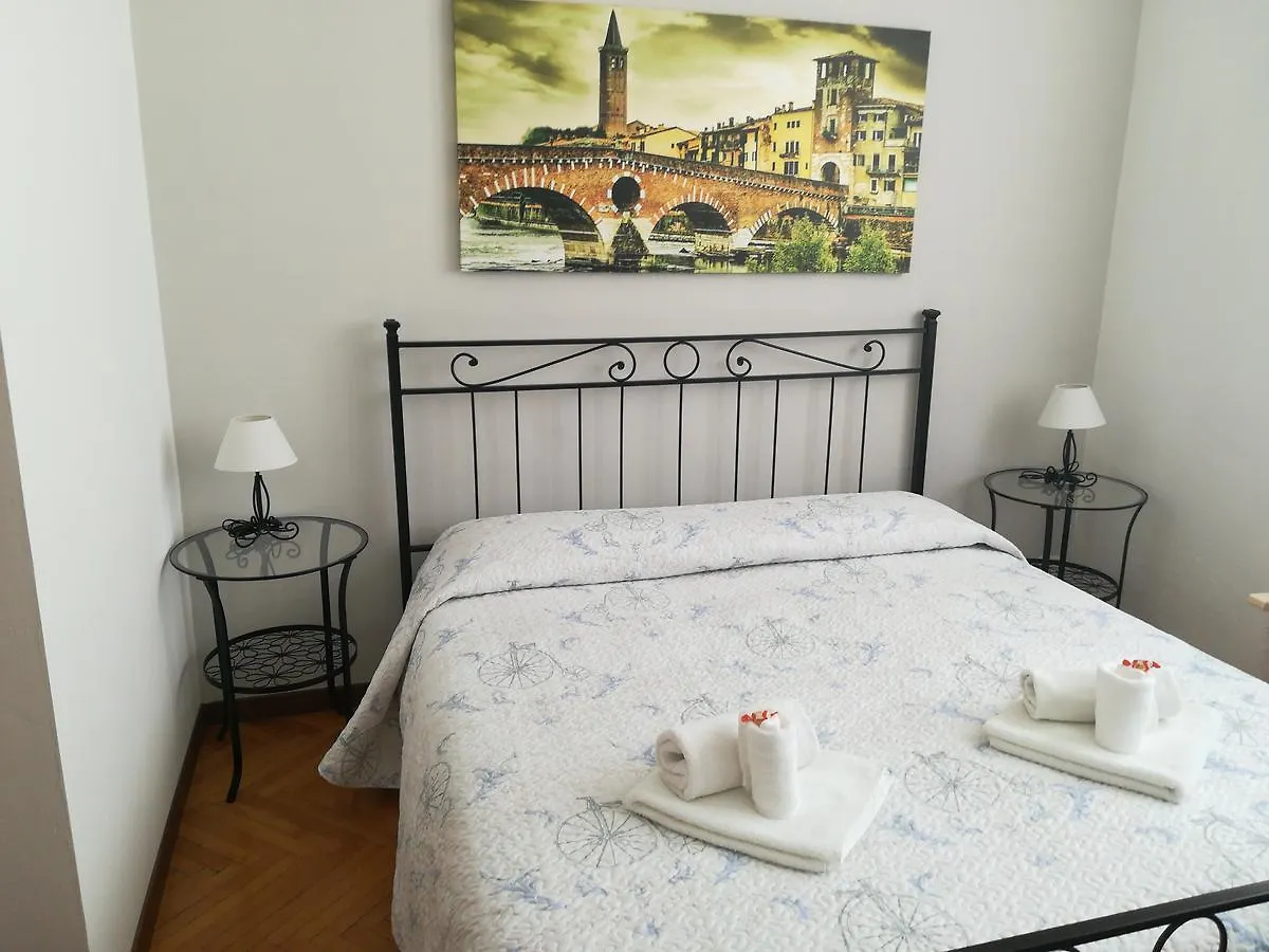 A Casa Di Luca Otel Verona 0*,  İtalya