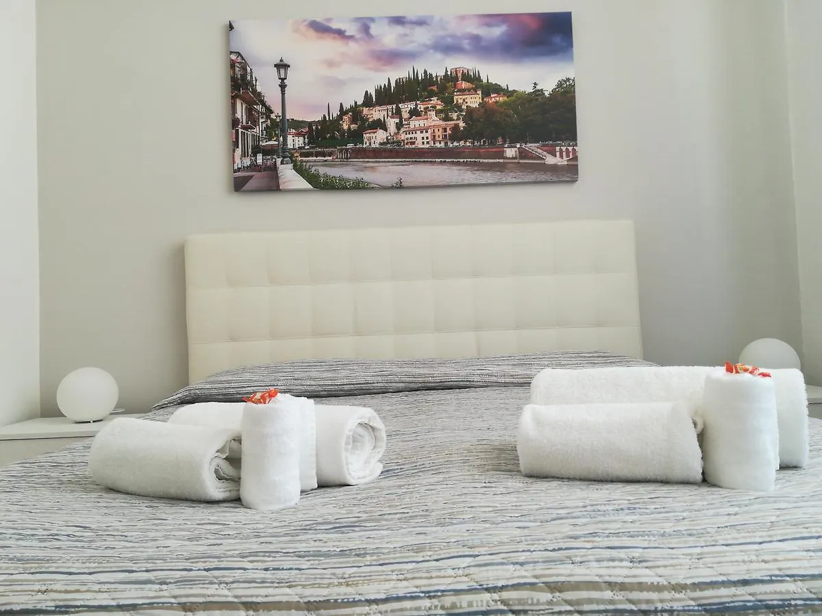 A Casa Di Luca Otel Verona İtalya